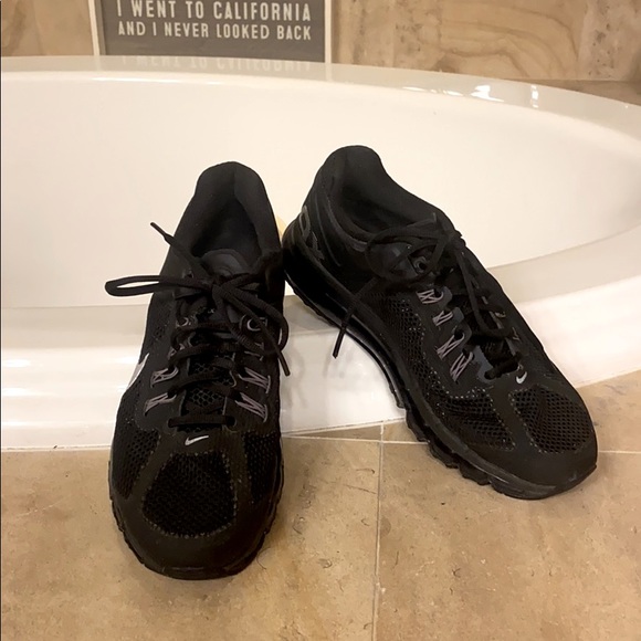 NIKE AIR MAX + 2013 BLACK-REFLECT SILVER-SPORT - Picture 1 of 9